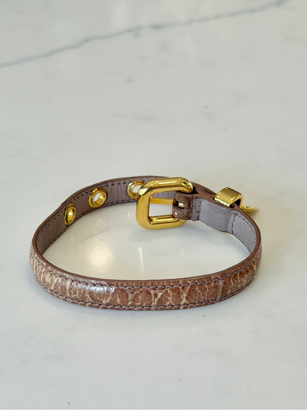 Miu Miu Pink Leather Bracelet with Gold Heart Charm - Picture 4 of 4